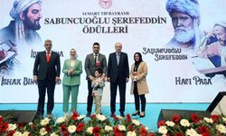 Cumhurbaşkanı Erdoğan, Sağlık Çalışanları ile İftar Programında Bir Araya Geldi