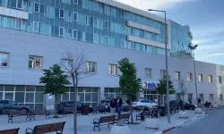 Hastane bahçesinde silah sesleri korkuttu: 1 yaralı