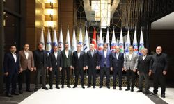 Bakan Vedat Işıkhan Memur-Sen’i Ziyaret Etti