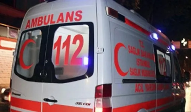 Ambulans minibüsle çarpıştı, 6 yaralı