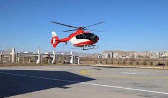 Muğla'da ambulans helikopter 1 aylık bebek için havalandı