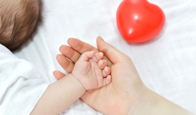 Ücretli doğum izni 1 yıla çıkıyor