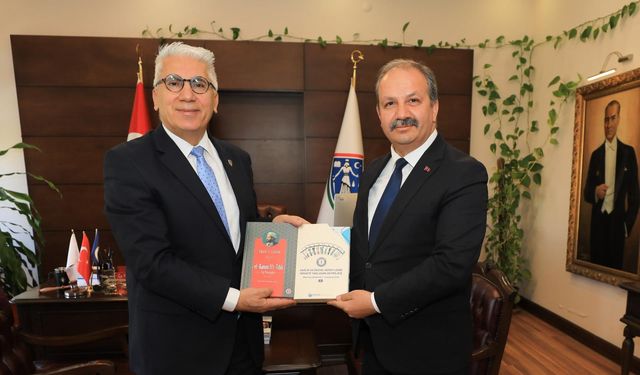 Ankara Üniversitesi Hukuk Fakültesi Dekanı İle Yapılacak Ortak Çalışmalar Görüşüldü