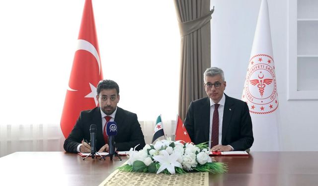 Sağlık Bakanı Memişoğlu, Suriye Sağlık Bakanı ile bir araya geldi