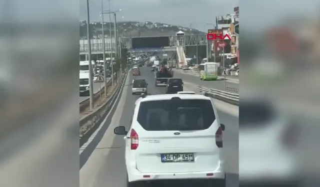 Hasta Taşıyan Ambulansa Yol Vermeyen Araç Kamerada!
