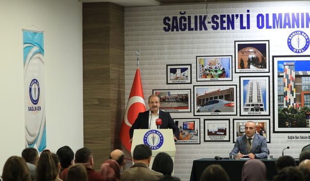 Tüm Sağlık Meslek Mensuplarına Mesleki Taban Ücreti Uygulanmalıdır