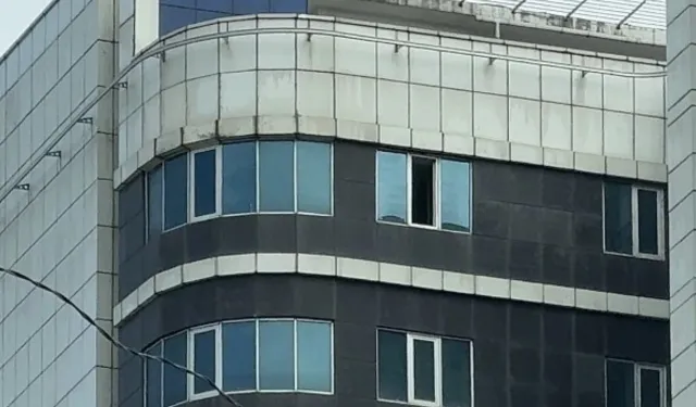 Hastanenin 10. katından düşerek can verdi!