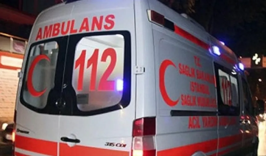 Ambulans minibüsle çarpıştı, 6 yaralı