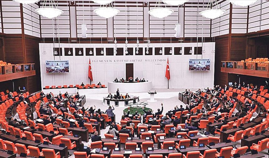 Doğum izni düzenlemesi bayram sonrasına kaldı