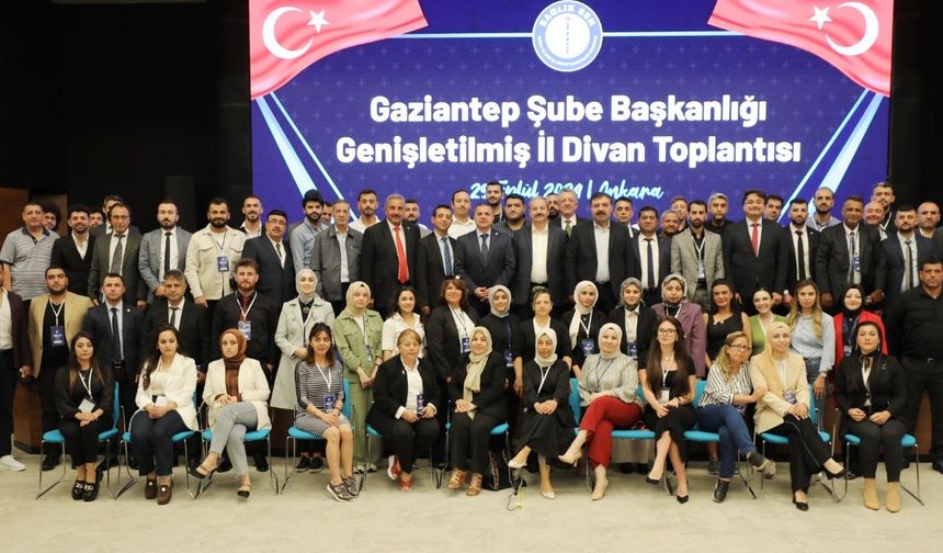 Sağlık-Sen Gaziantep Şubesi’nin Genişletilmiş İl Divan Toplantısı Yapıldı