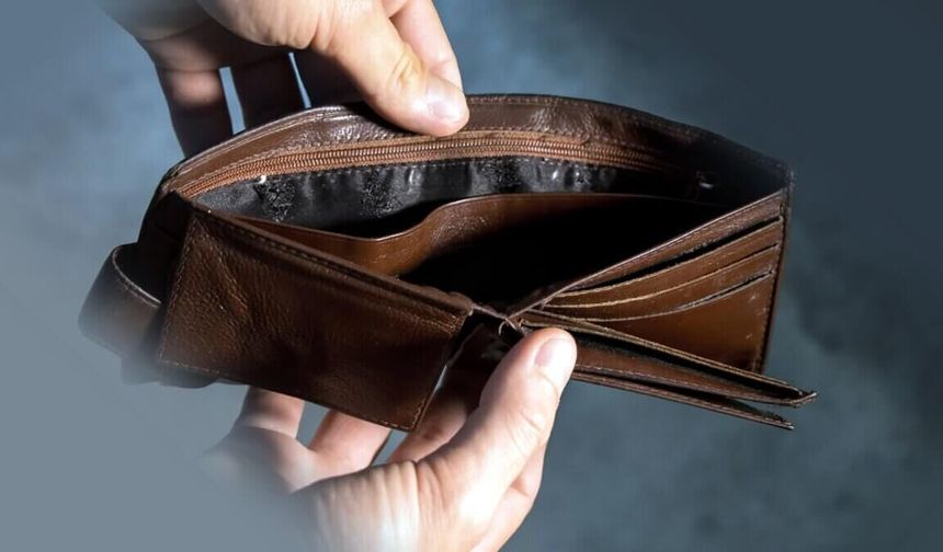 Sendika; Memura emekliye zam ver, ilk ayda geri al